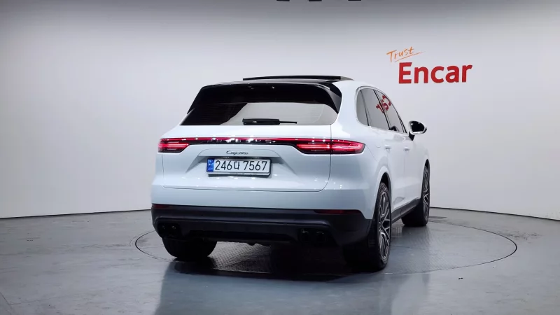 Porsche CAYENNE