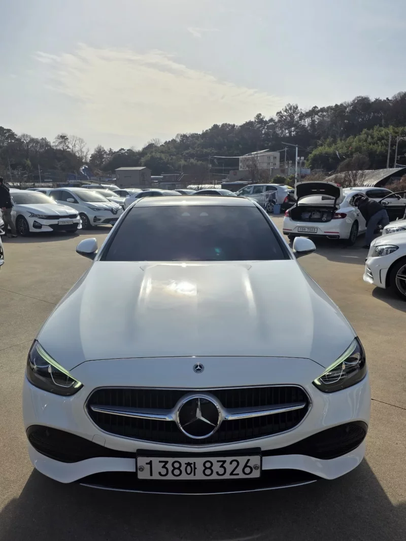 Mercedes-Benz C-Class
