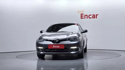 Renault SM3