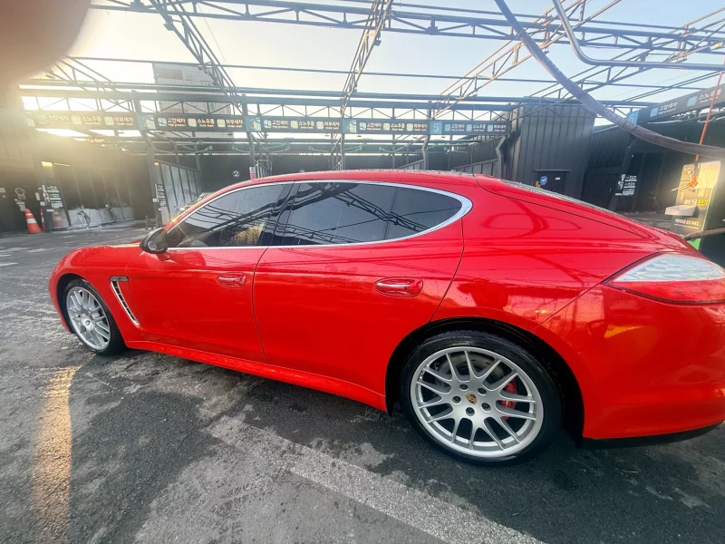 Porsche PANAMERA