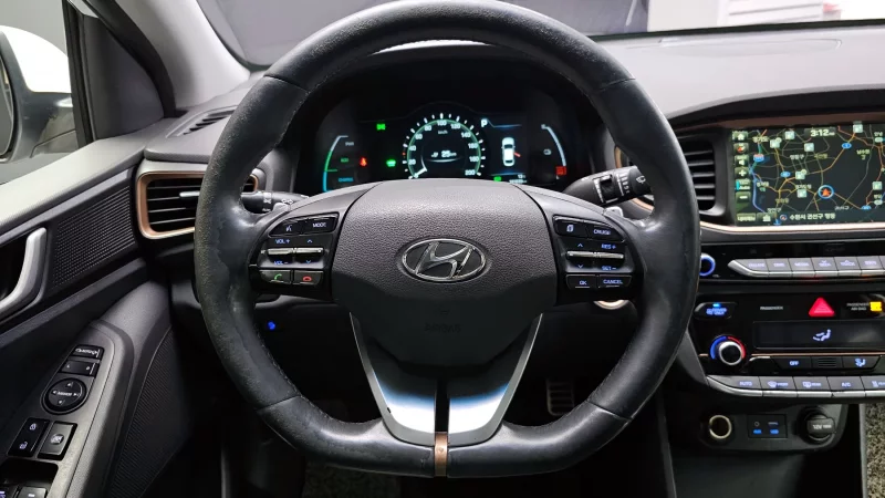 Hyundai Ioniq