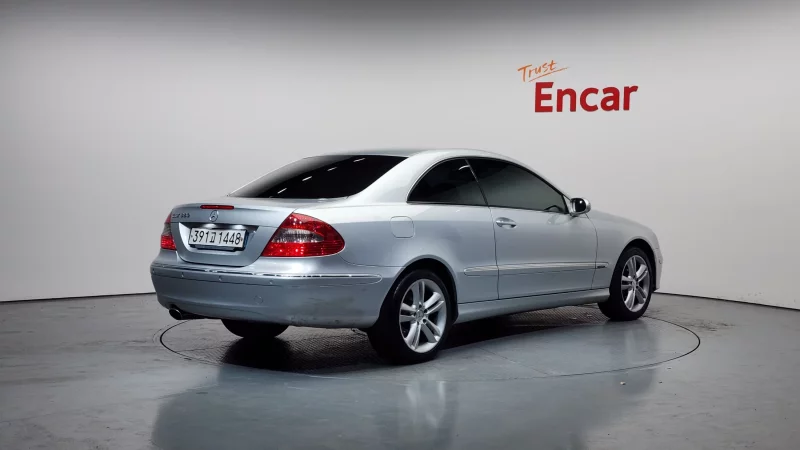 Mercedes-Benz CLK-Class