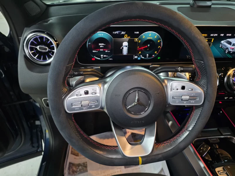 Mercedes-Benz GLB-Class