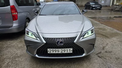 Lexus ES300h