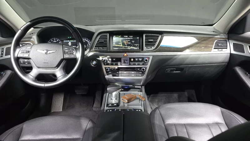 Genesis G80