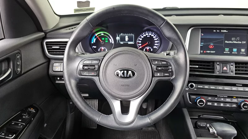 Kia K5