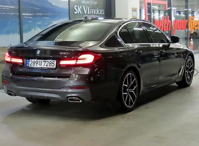 BMW 5-Series