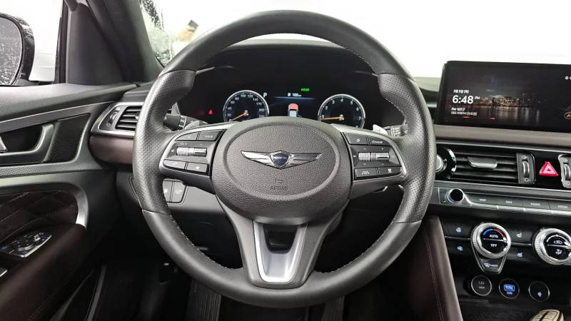 Genesis G70