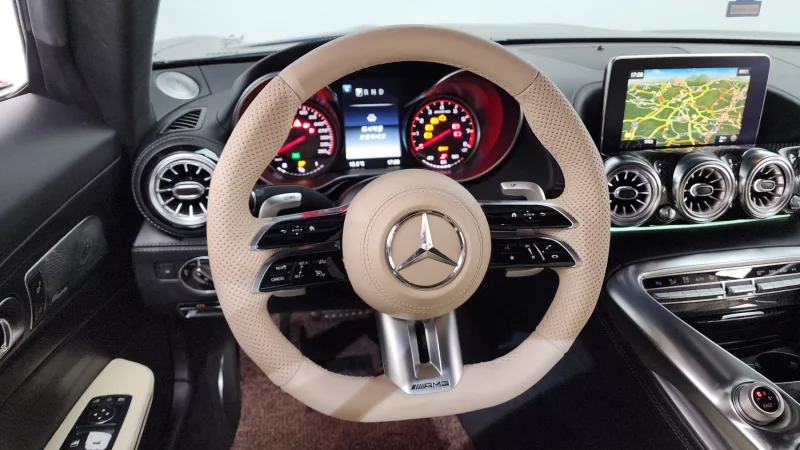 Mercedes-Benz AMG GT