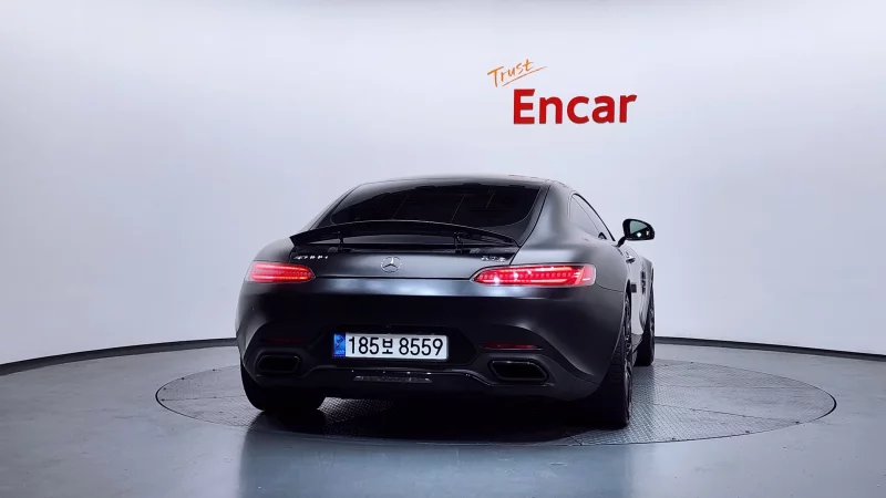 Mercedes-Benz AMG GT