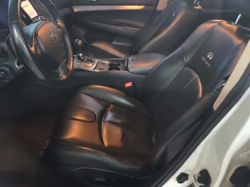 Infiniti G25