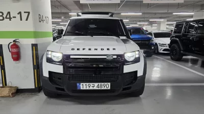 Land Rover DEFENDER