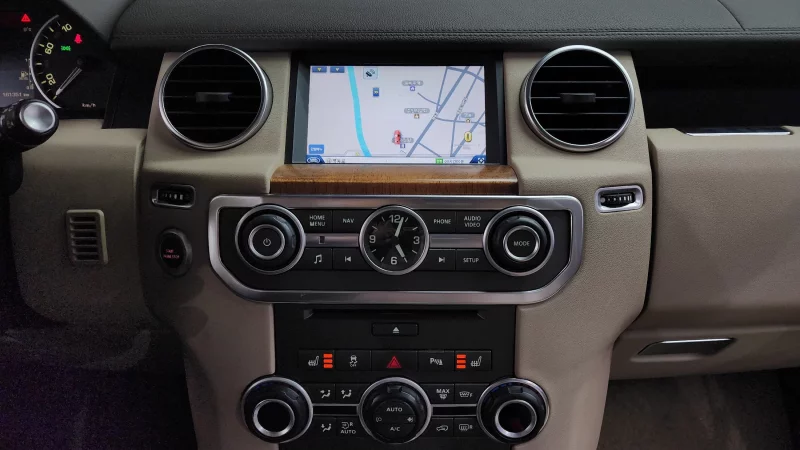 Land Rover DISCOVERY