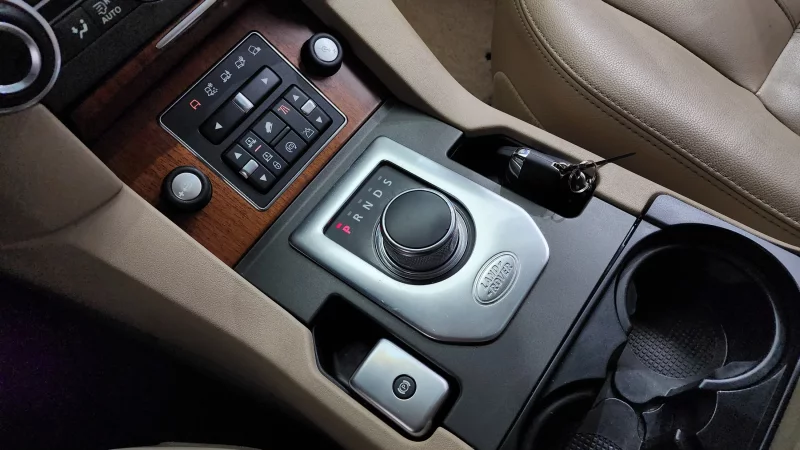 Land Rover DISCOVERY