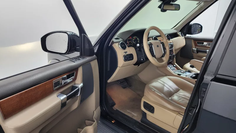 Land Rover DISCOVERY