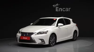 Lexus CT200h