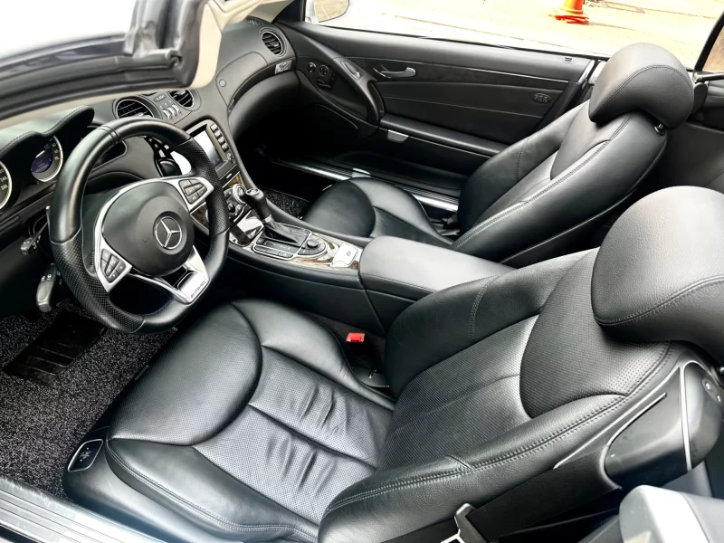 Mercedes-Benz SL-Class