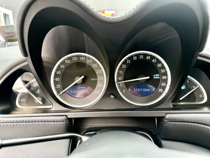 Mercedes-Benz SL-Class