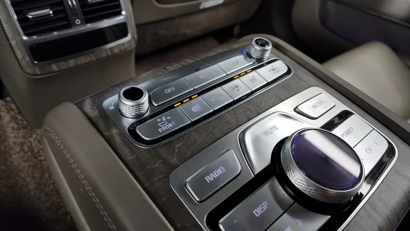 Kia K9