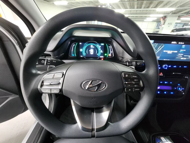 Hyundai Ioniq