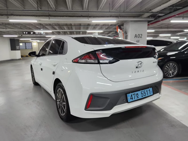 Hyundai Ioniq
