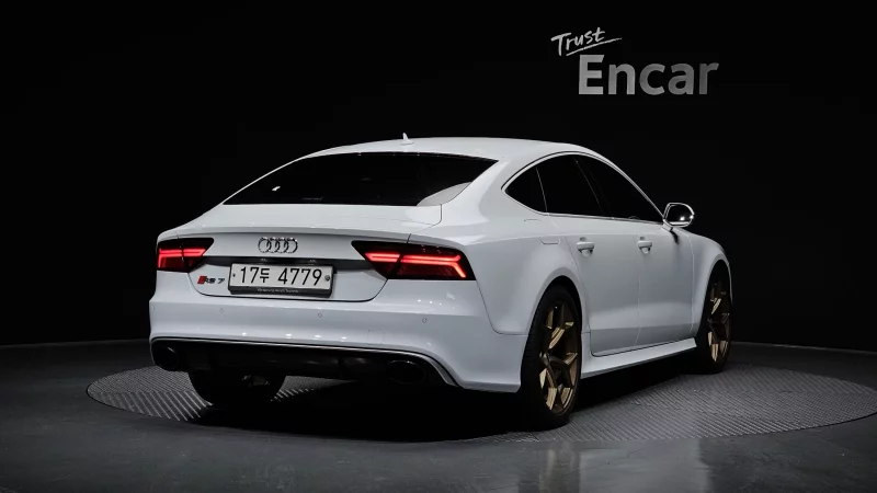 Audi RS7