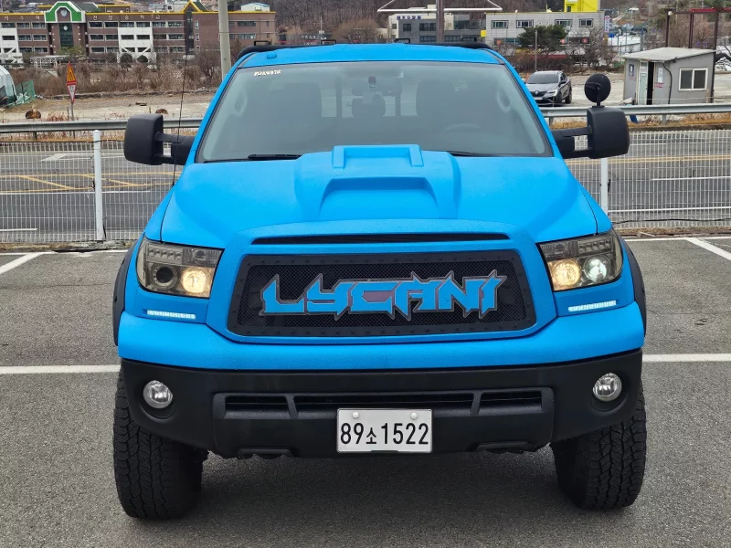 Toyota TUNDRA