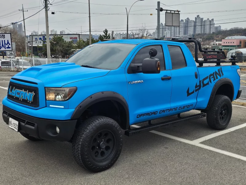 Toyota TUNDRA