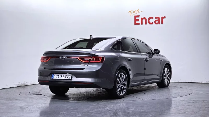 Renault Samsung SM6