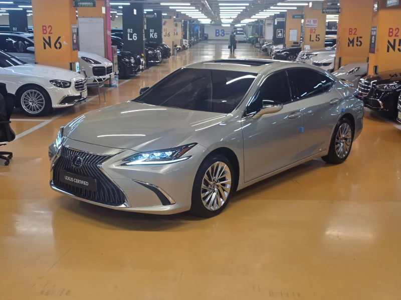 Lexus ES300h