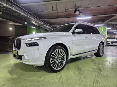 BMW X7