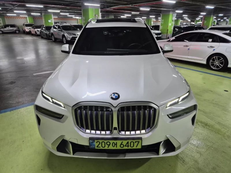 BMW X7