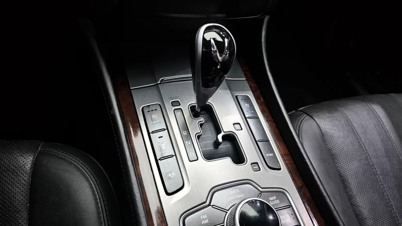 Hyundai Equus