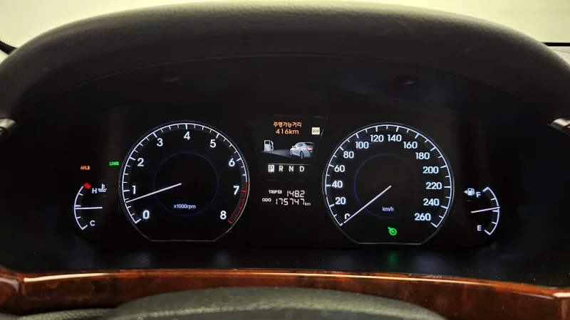 Hyundai Equus