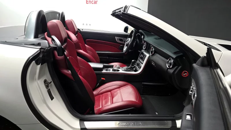 Mercedes-Benz SLK-Class