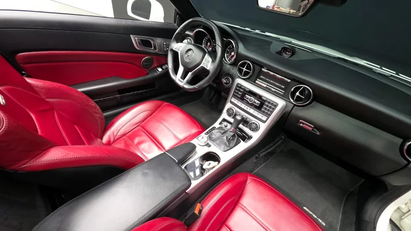 Mercedes-Benz SLK-Class