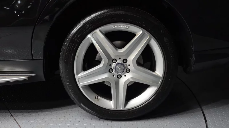 Mercedes-Benz M-class