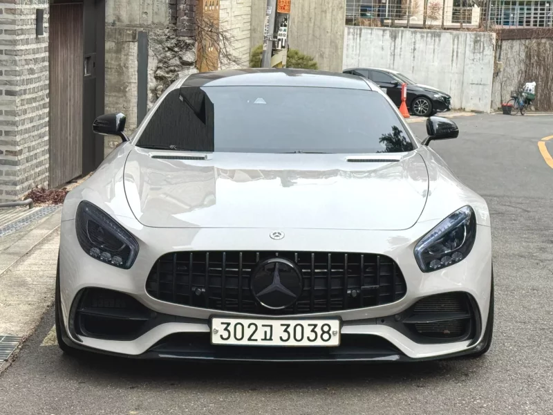 Mercedes-Benz AMG GT