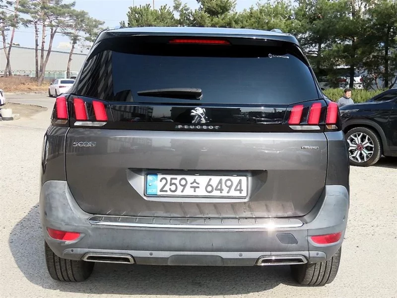 Peugeot 5008