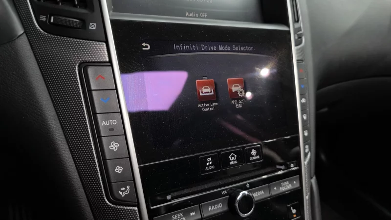 Infiniti Q50