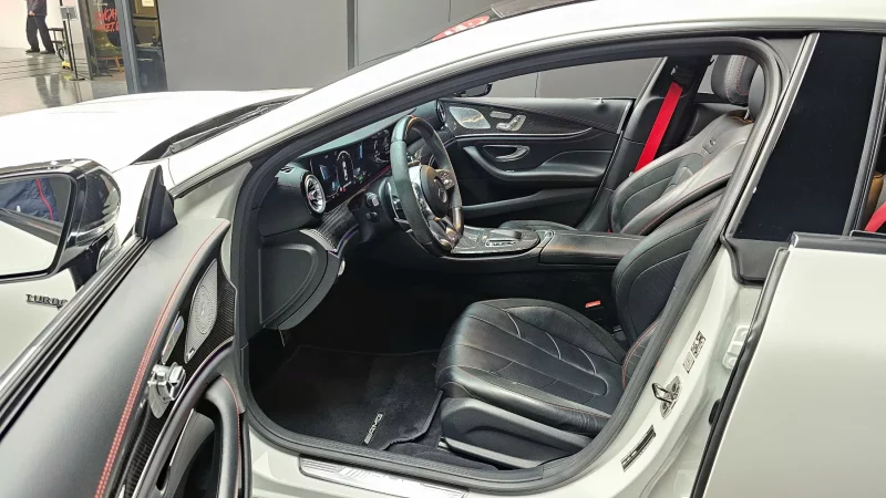 Mercedes-Benz CLS-Class