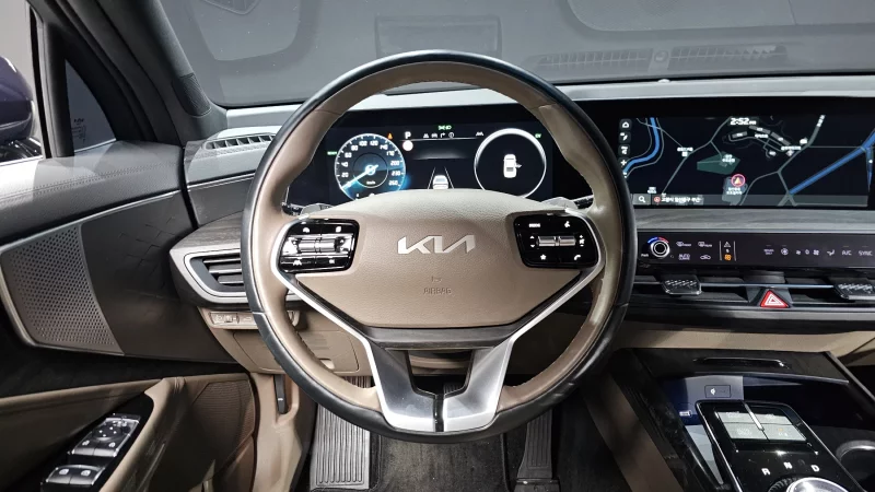 Kia K8