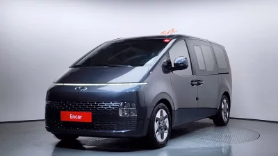 Hyundai Staria