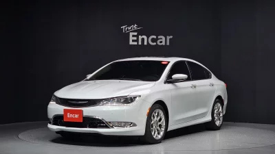 Chrysler 200