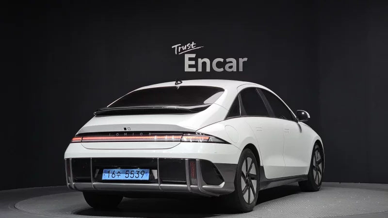 Hyundai Ioniq 6