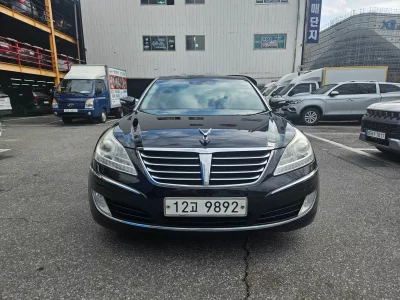 Hyundai Equus