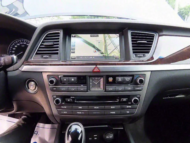 Hyundai Genesis