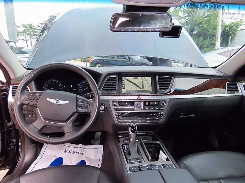 Hyundai Genesis