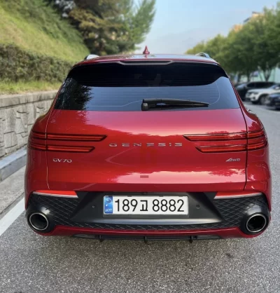 Genesis GV70