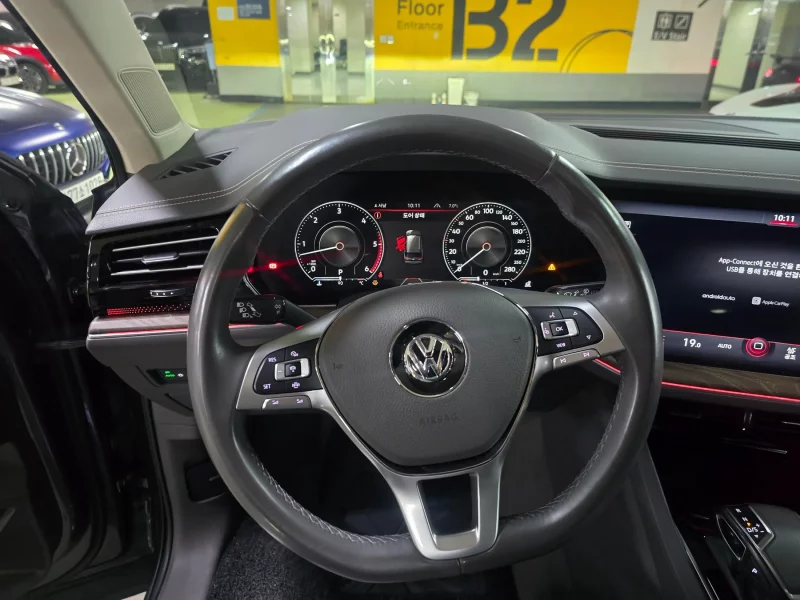 Volkswagen Touareg
